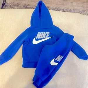 Nike Sweat Set Size 2T
